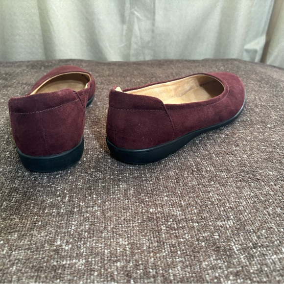 Naturalizer Flexy Suede Flats Slip on Shoes Size 8.5 M - Picture 2 of 5